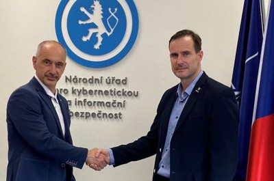 Hejtmani se chtějí víc věnovat kybernetické bezpečnosti v krajích. Zejména u nemocnic