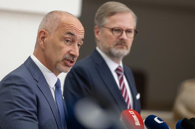 Vláda jednala s hejtmany o zvládání uprchlické vlny a energetické bezpečnosti